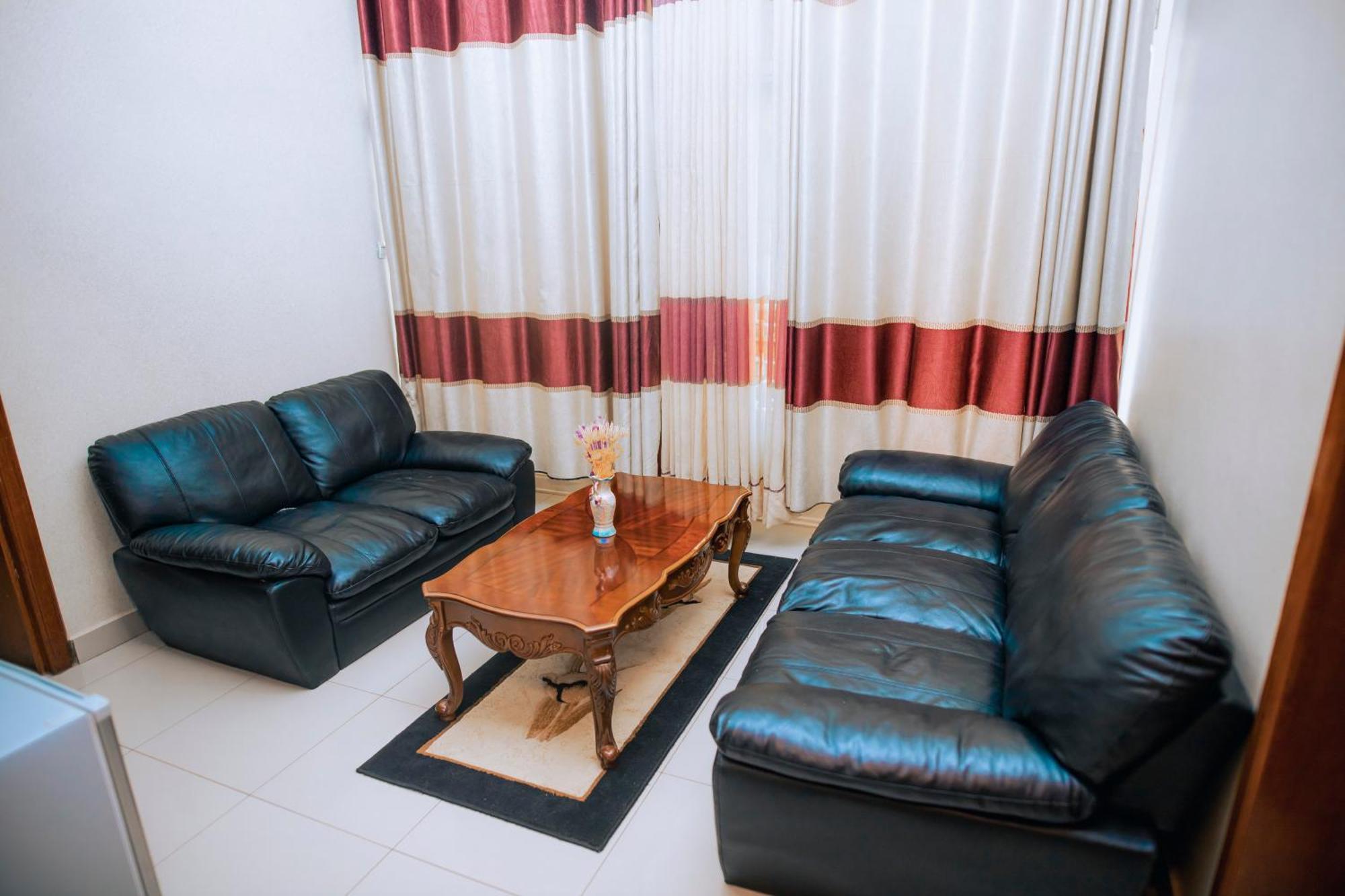 Peace Guest House Muhari Dış mekan fotoğraf